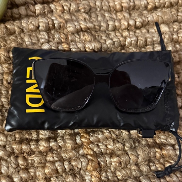 Fendi Glossy Black Sunglasses
